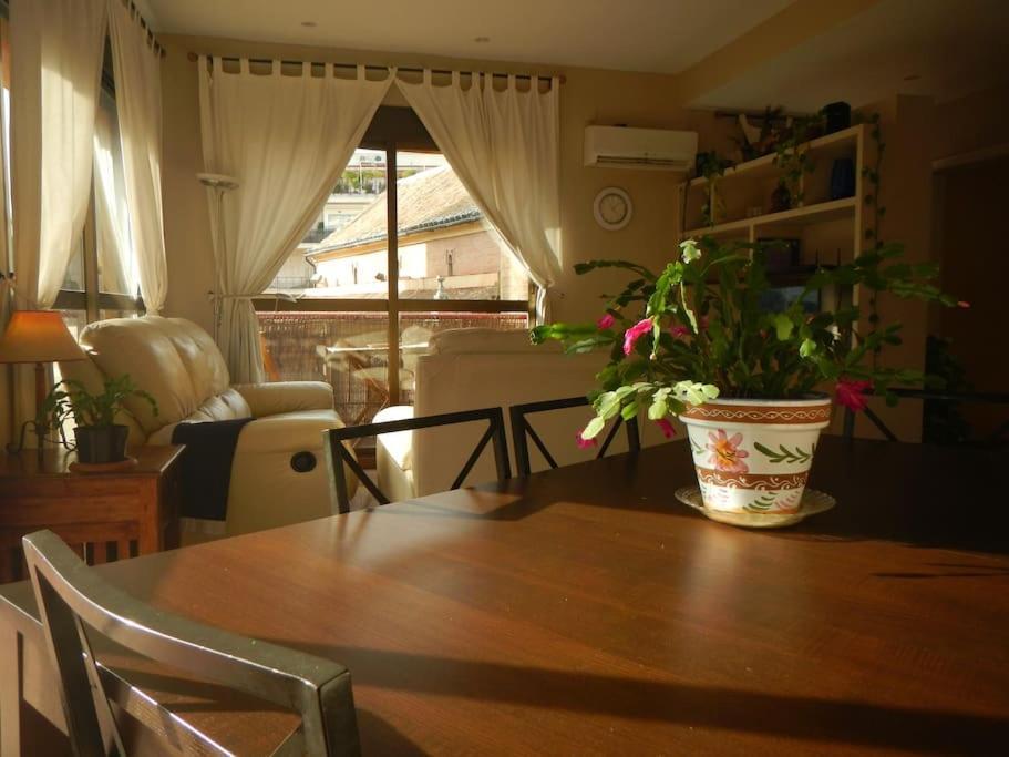 Penthouse!!! Center Of Seville!!! 2 Bedroom + 2 Bath!!! Bagian luar foto