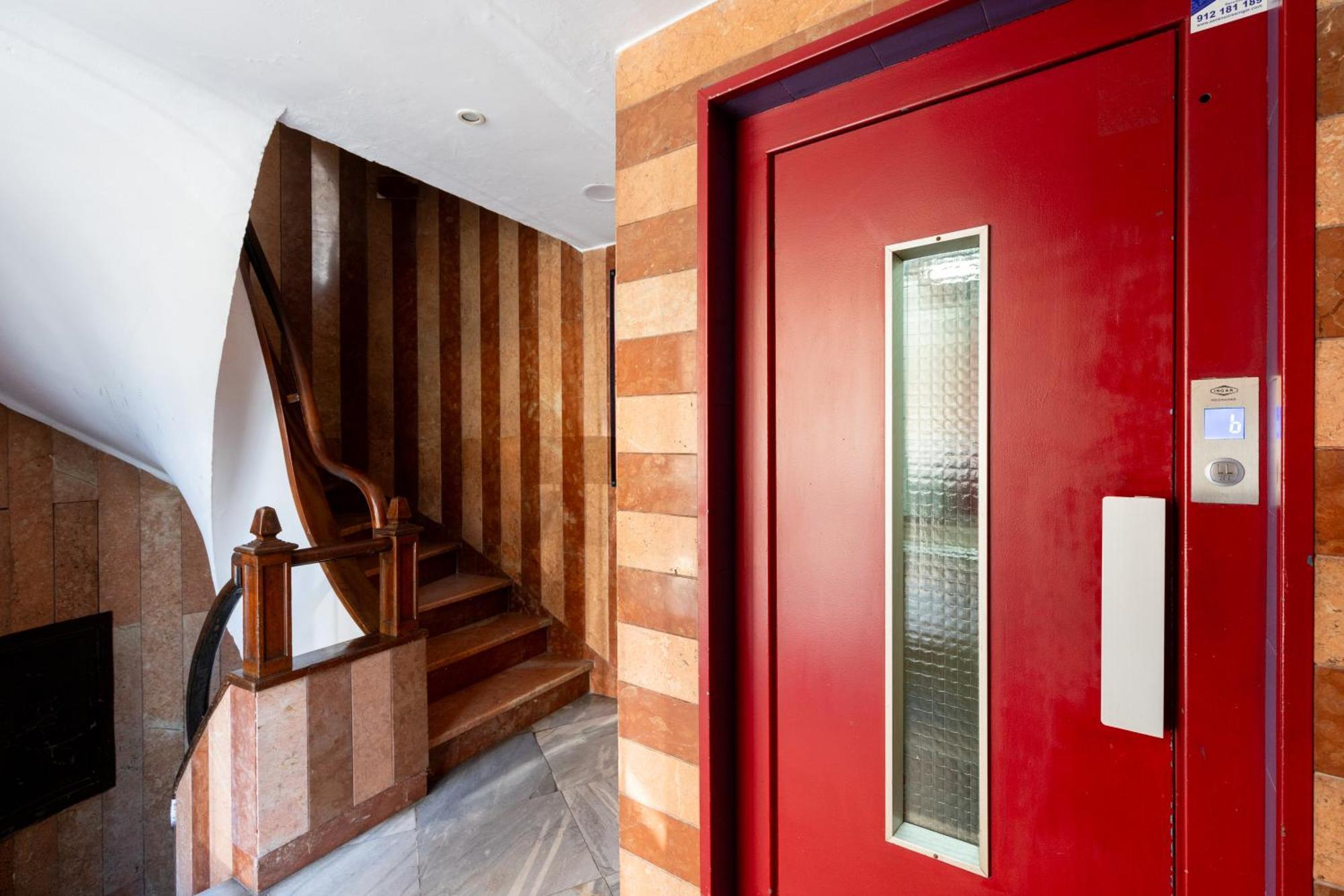 Penthouse!!! Center Of Seville!!! 2 Bedroom + 2 Bath!!! Bagian luar foto