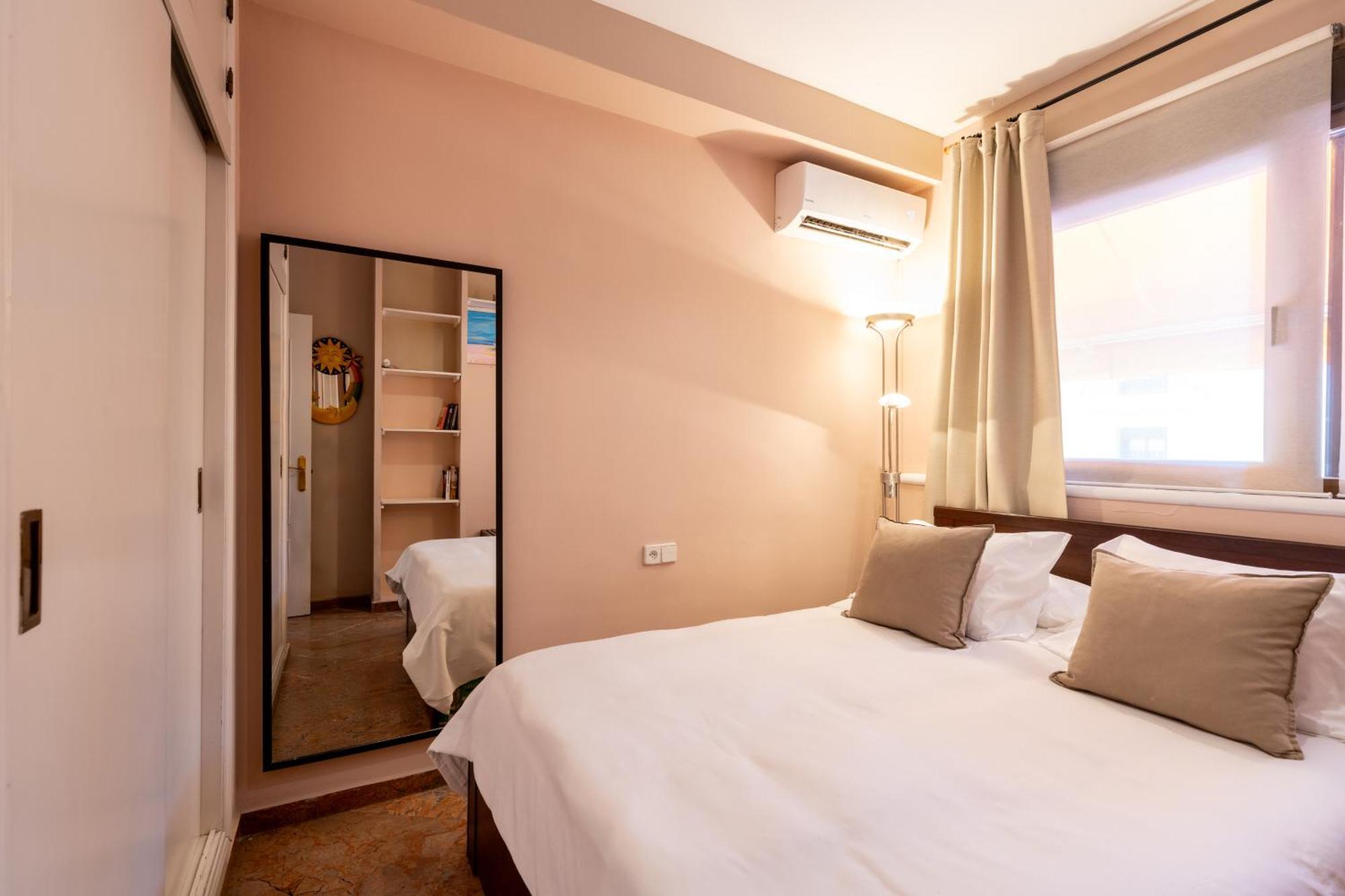 Penthouse!!! Center Of Seville!!! 2 Bedroom + 2 Bath!!! Bagian luar foto